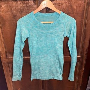 Lululemon Swiftly Tech Longsleeve - Size 2